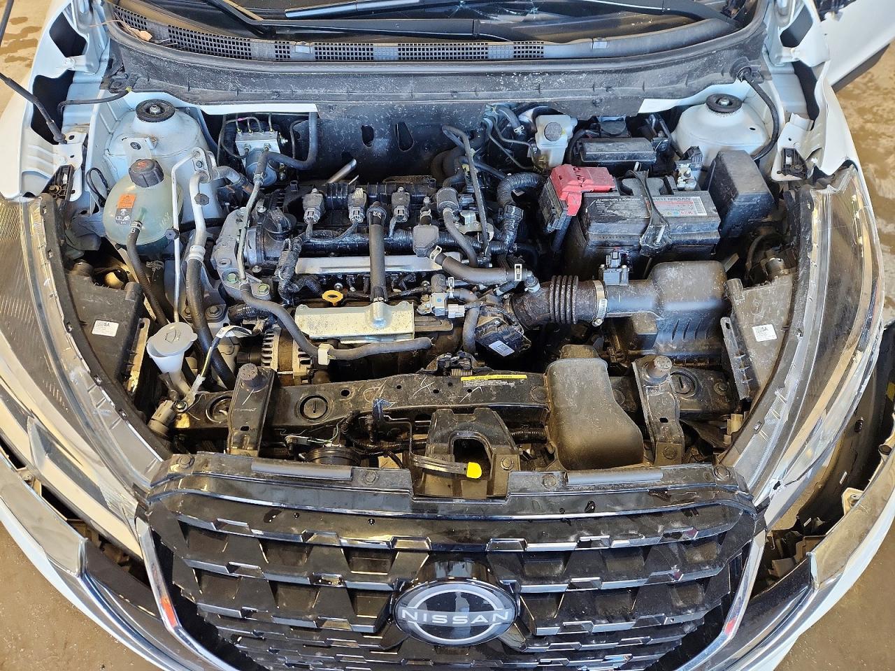 2024 NISSAN KICKS