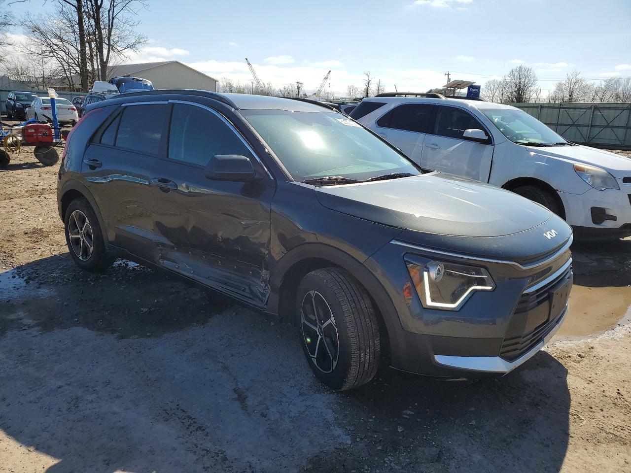 2025 KIA Niro