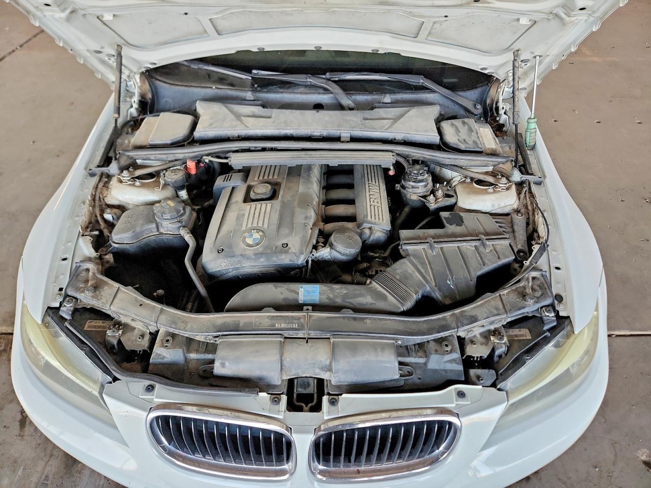 2011 BMW 3 SERIES
