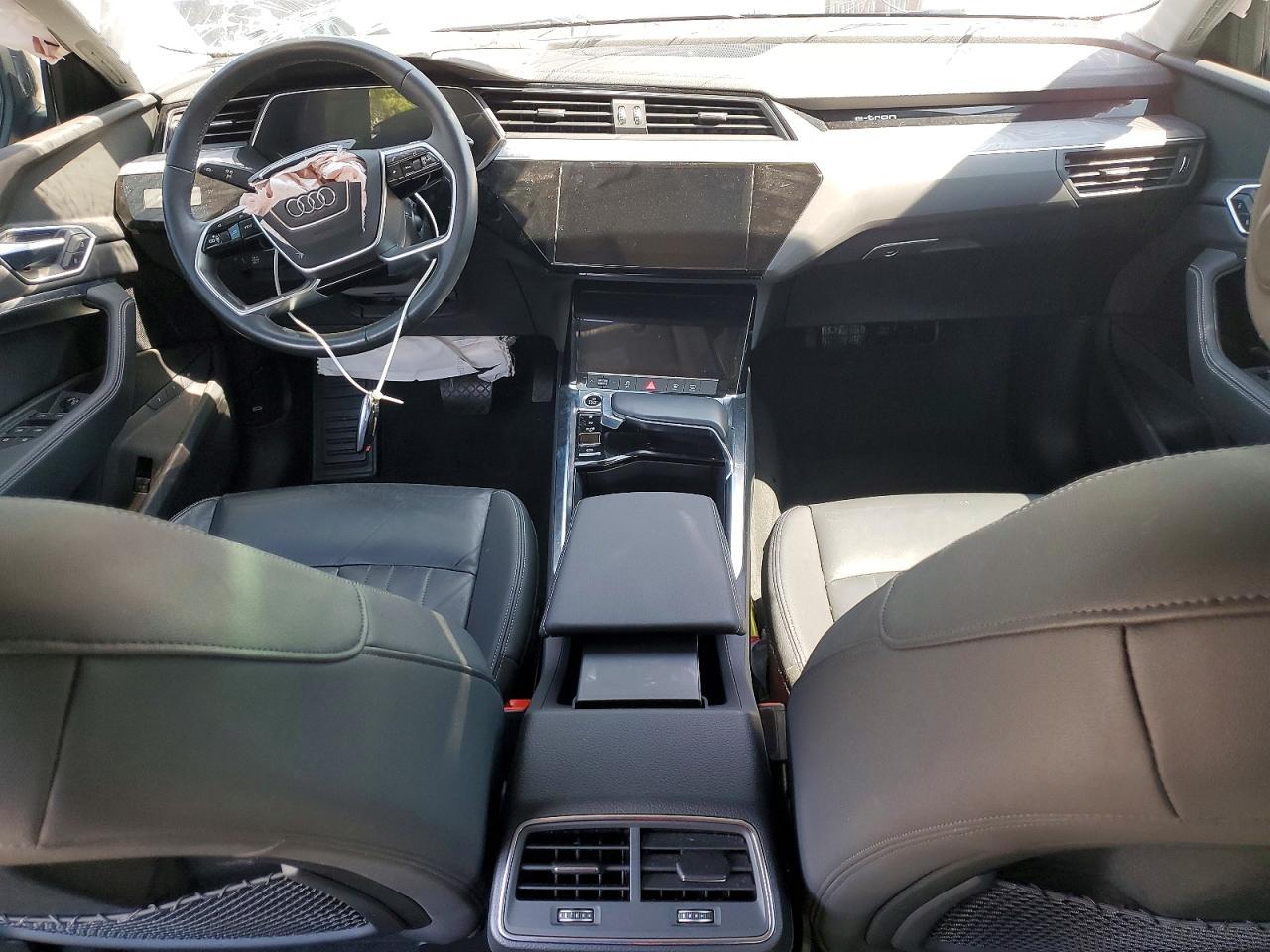 2021 AUDI E-TRON