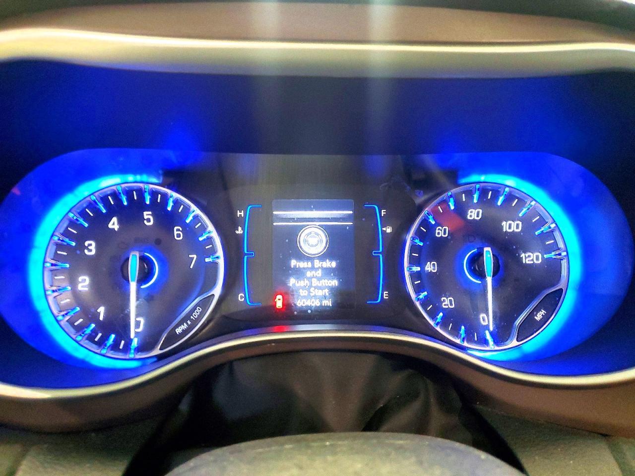 2024 CHRYSLER Voyager