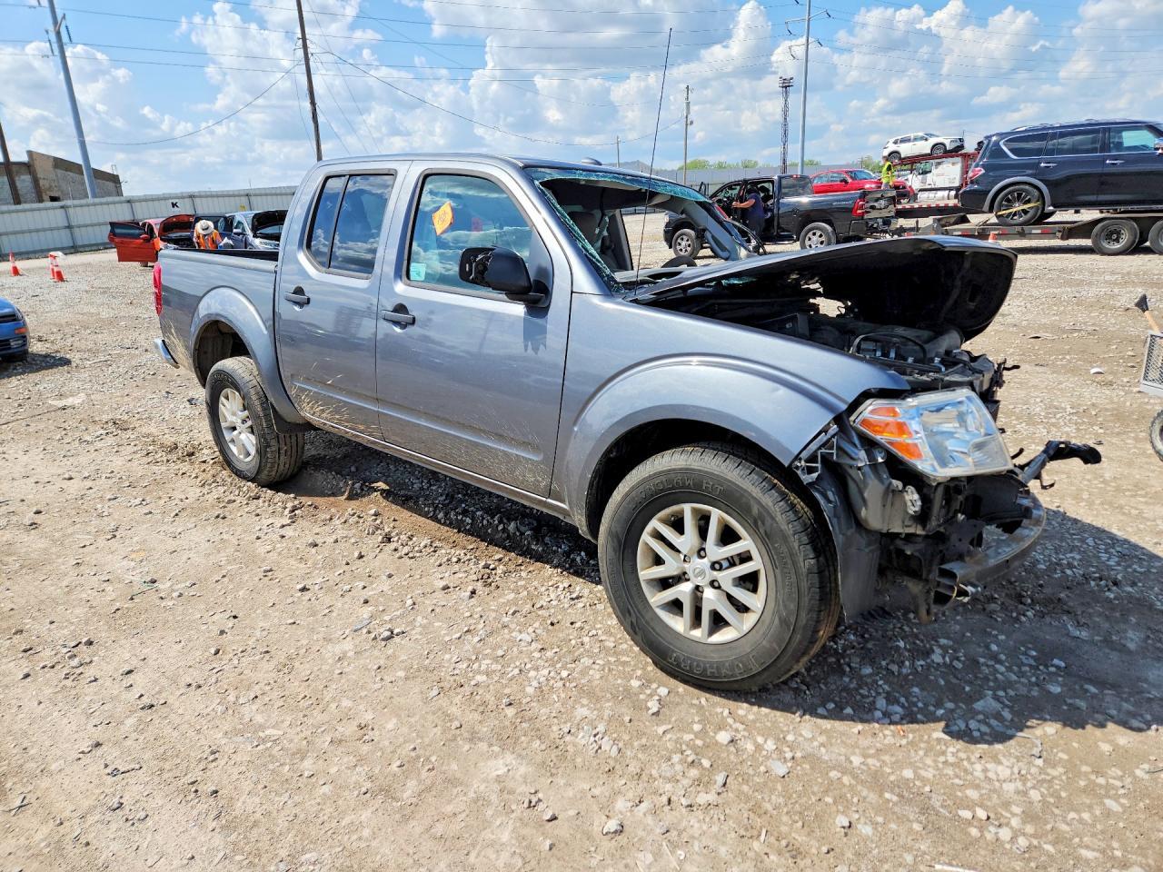 2016 NISSAN Frontier