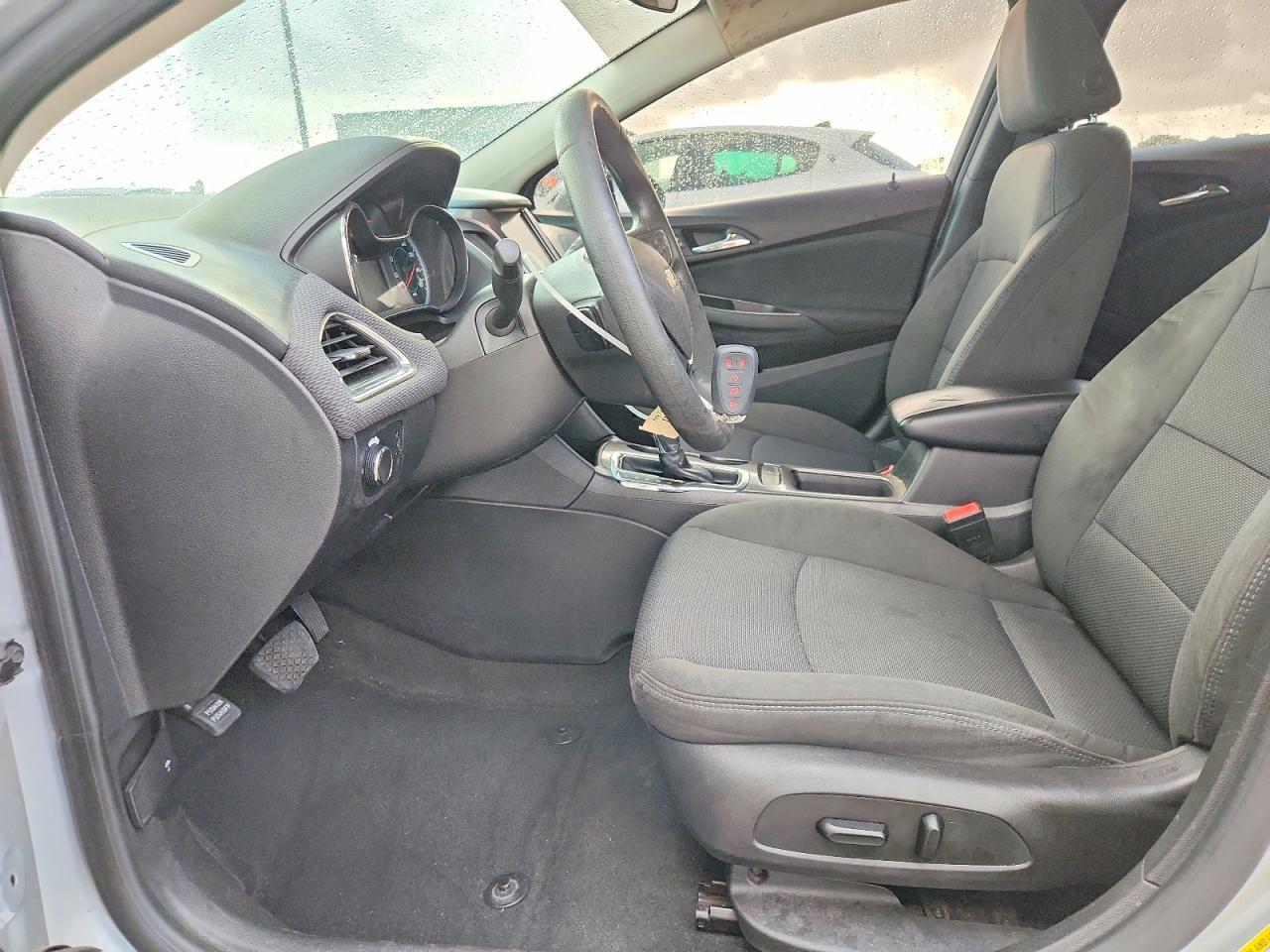 2017 CHEVROLET CRUZE