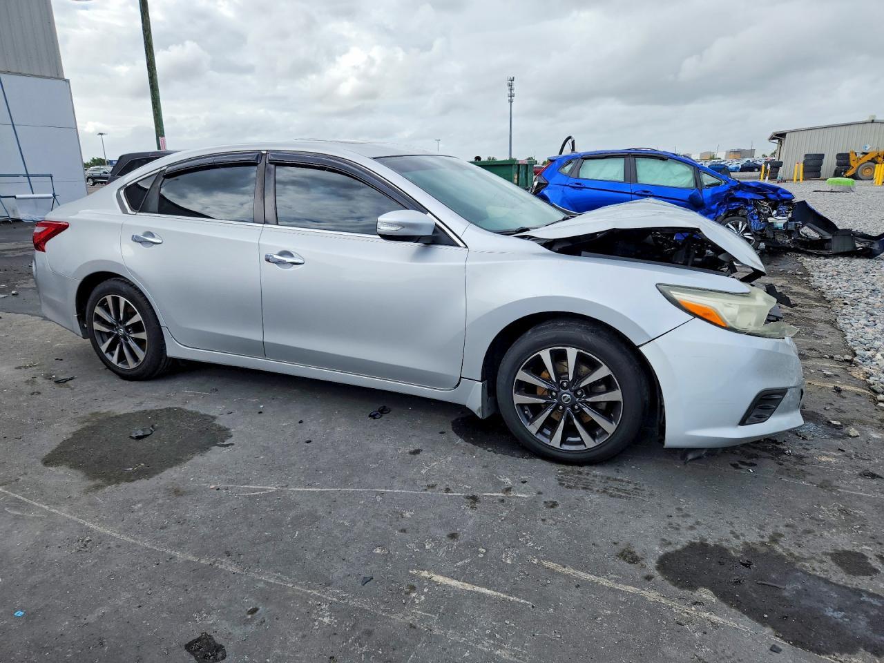 2016 NISSAN ALTIMA