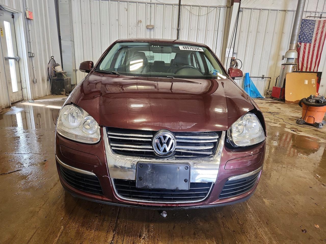 2010 VOLKSWAGEN JETTA