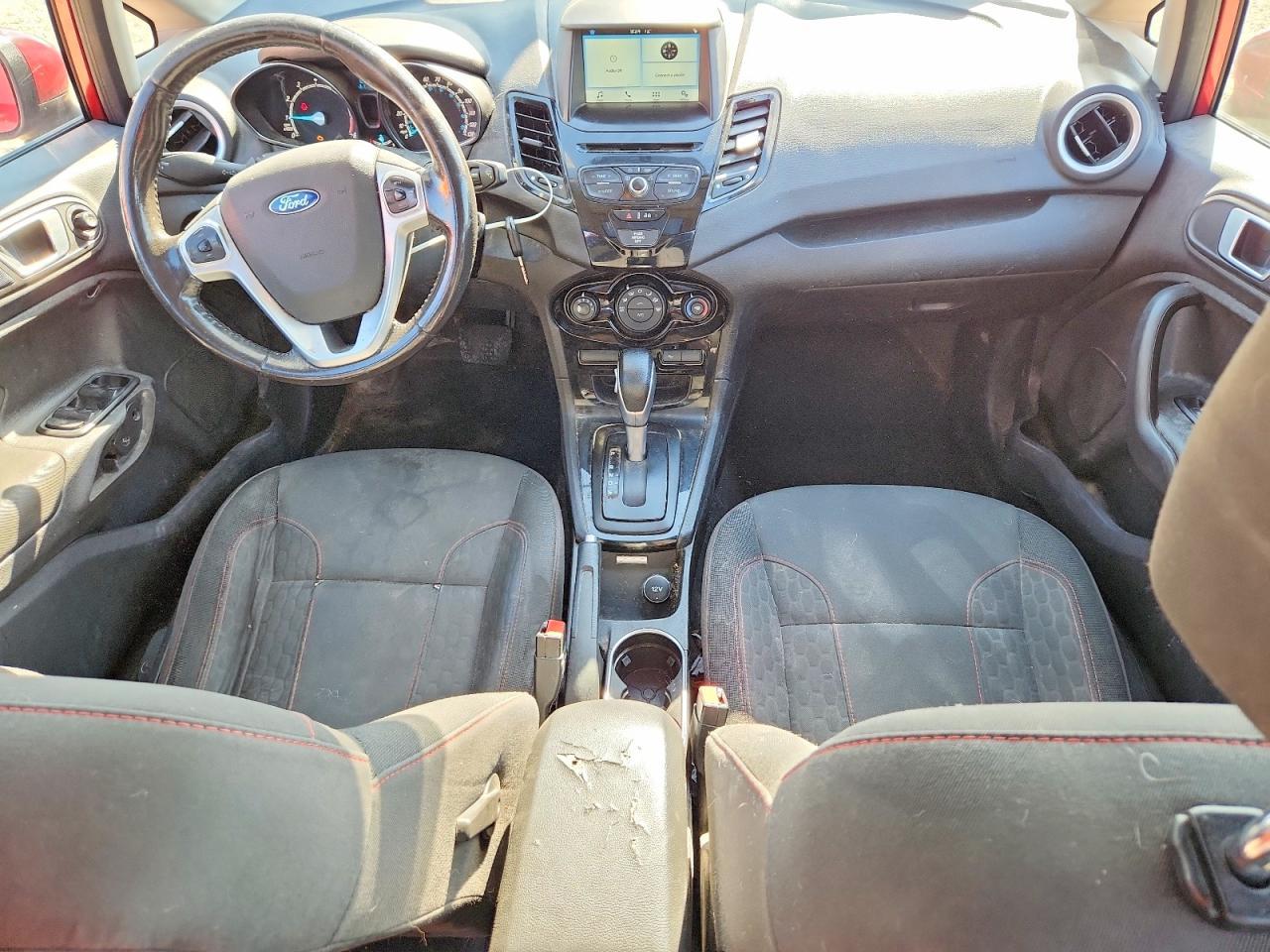 2016 FORD Fiesta