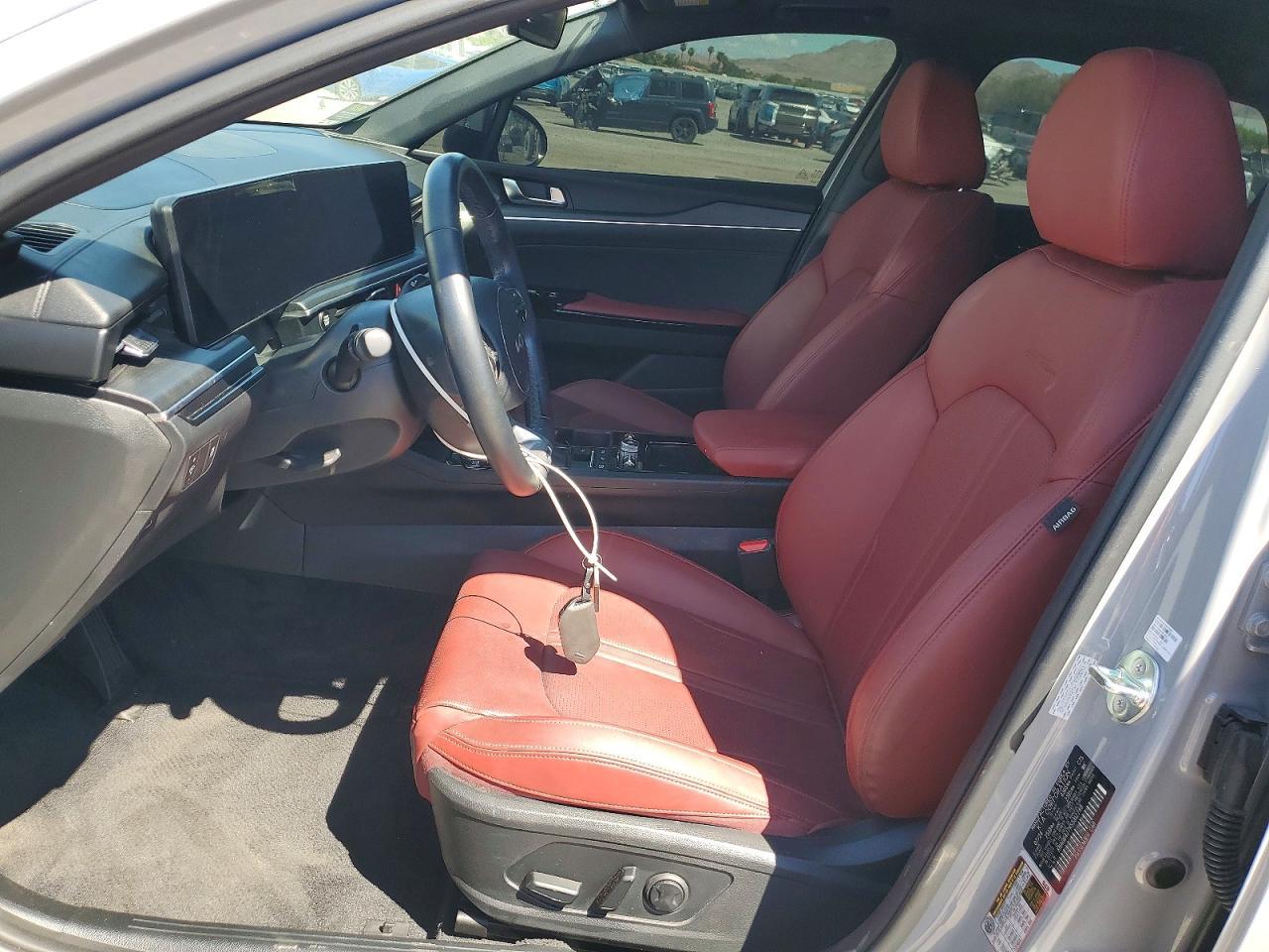 2025 KIA K5