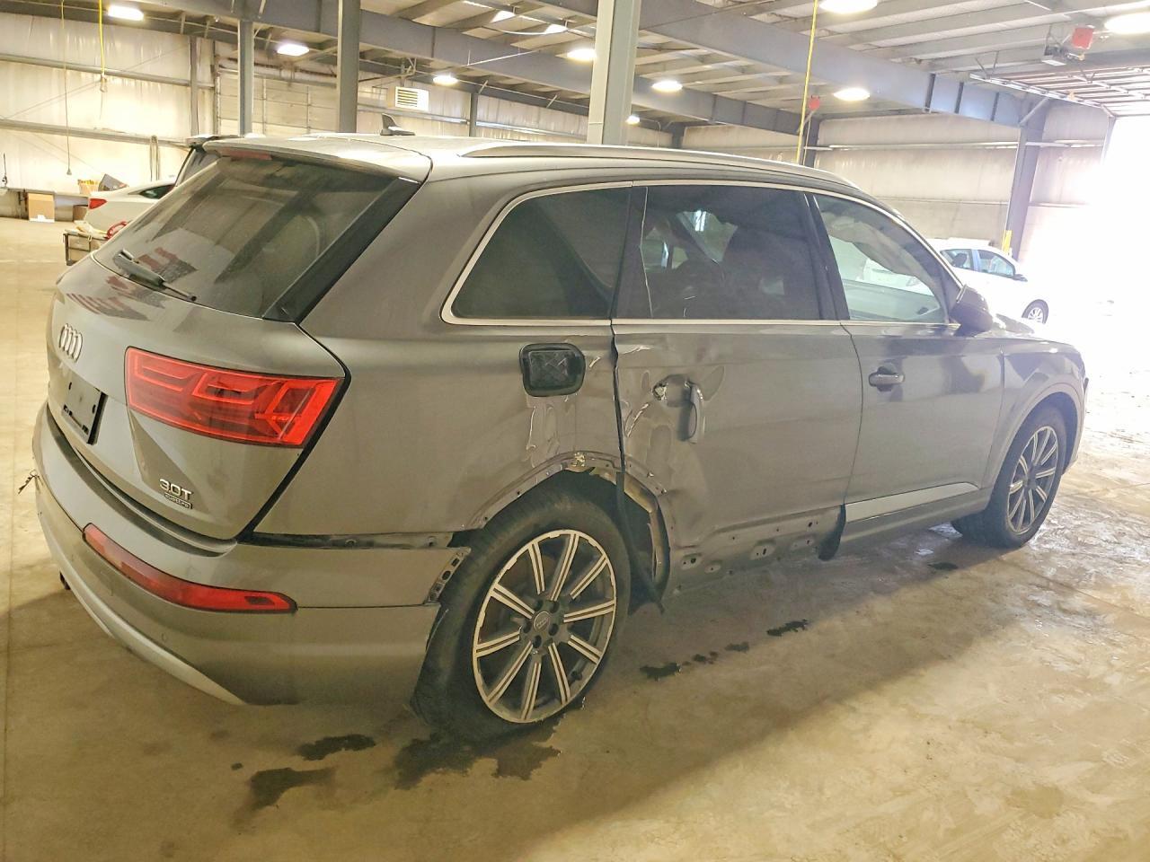 2017 AUDI Q7