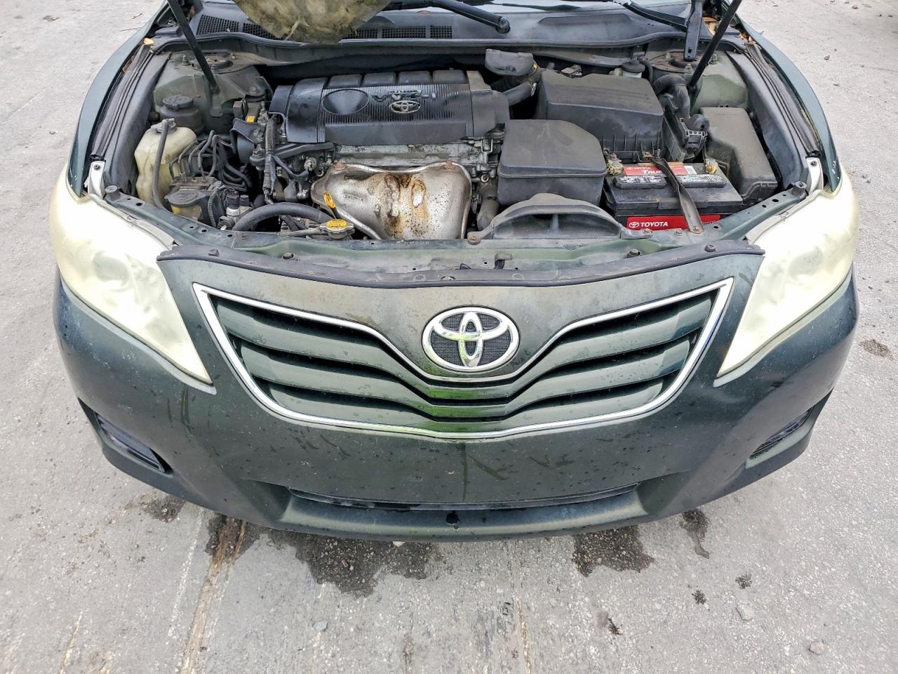 2010 TOYOTA CAMRY
