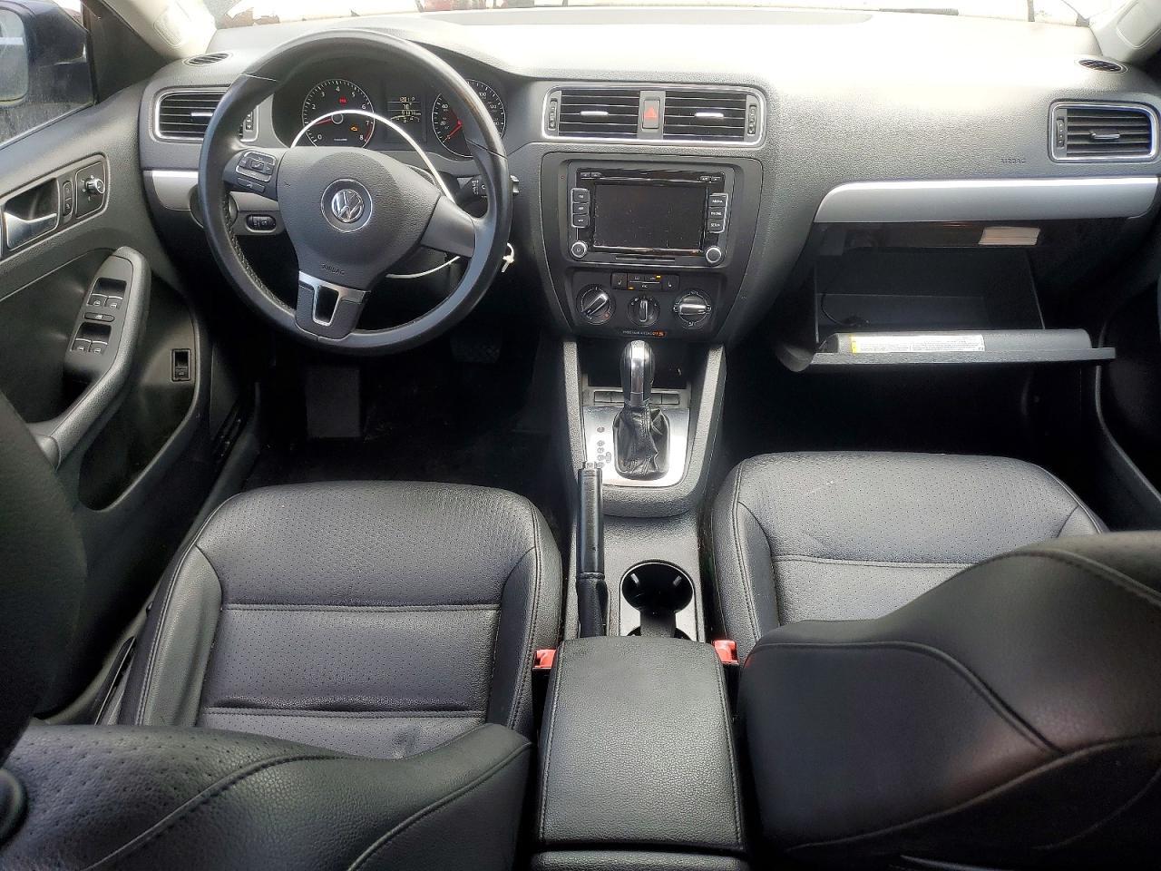 2013 VOLKSWAGEN JETTA