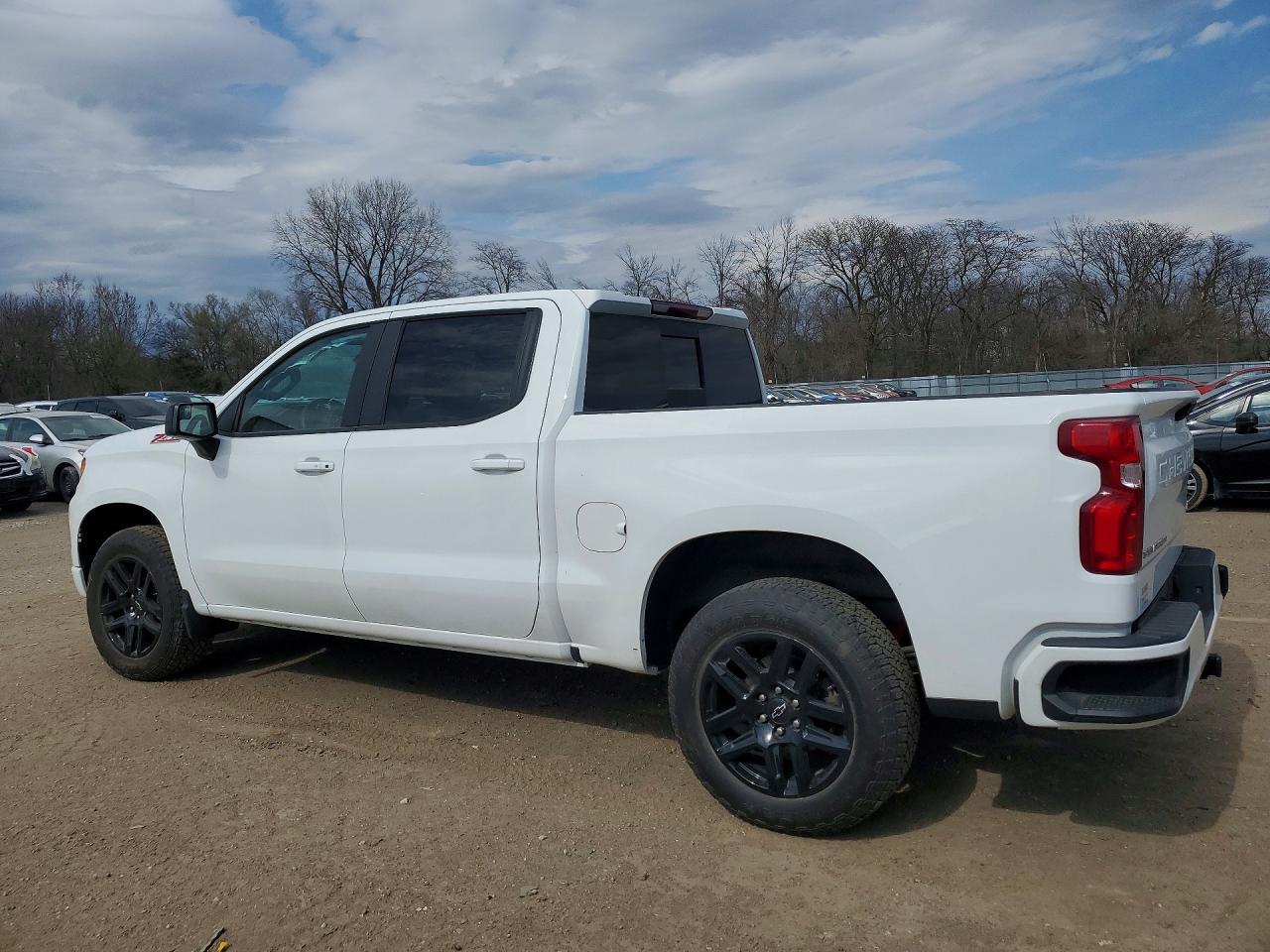 2024 CHEVROLET Silverado