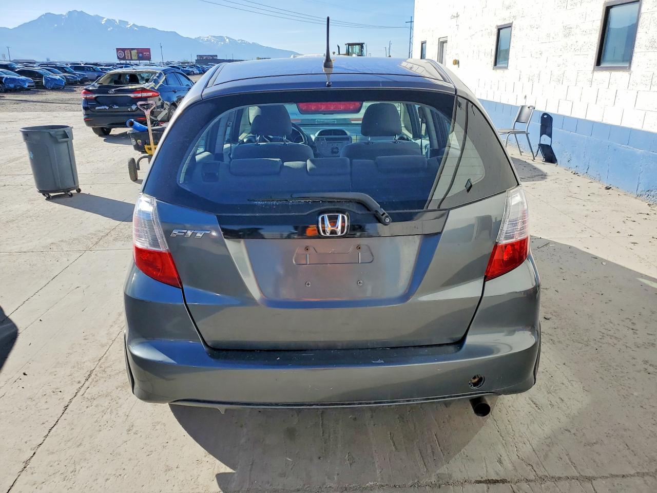 2013 HONDA FIT
