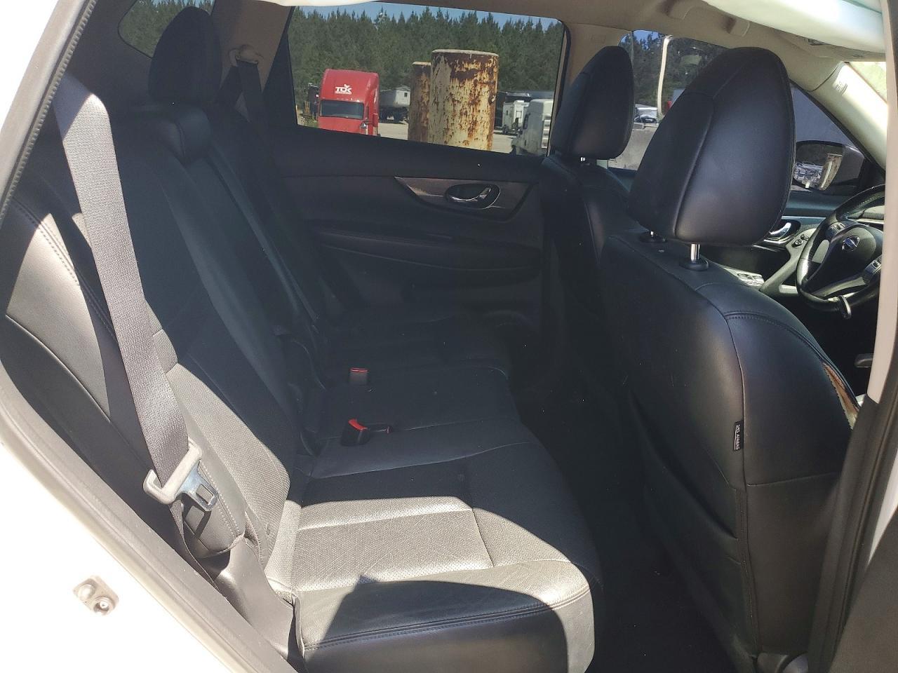 2014 NISSAN ROGUE