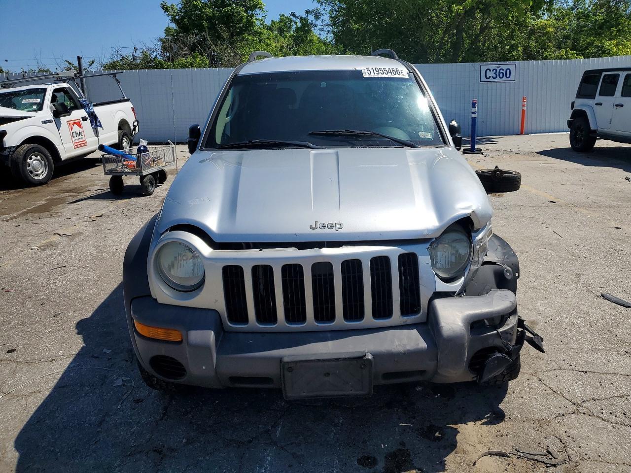2004 JEEP Liberty