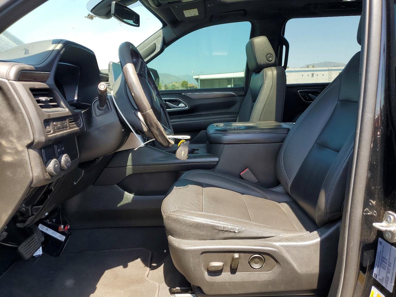 2022 CHEVROLET Suburban