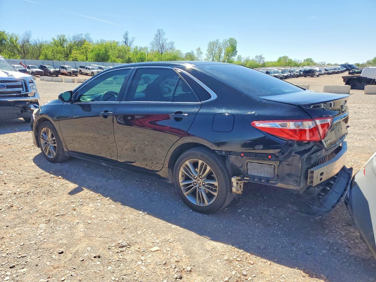 2015 TOYOTA CAMRY