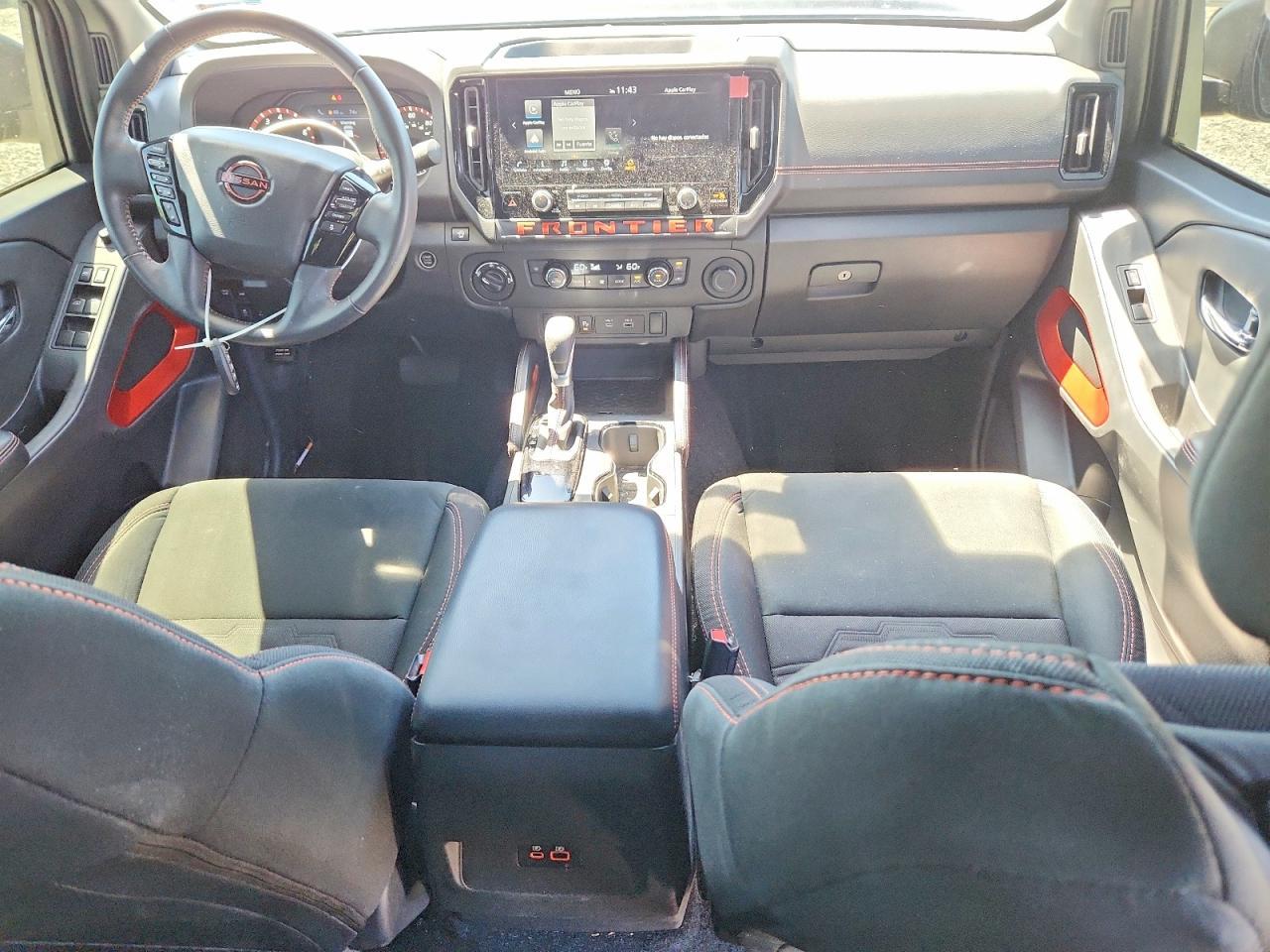 2025 NISSAN Frontier
