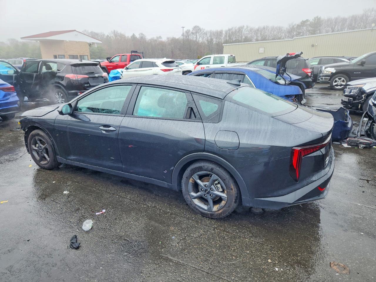 2025 KIA K4