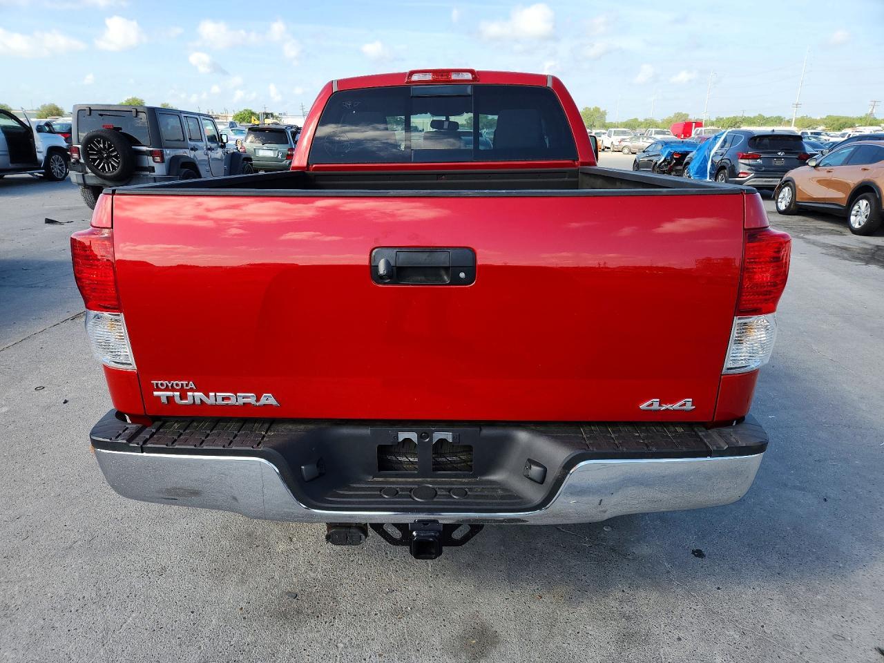 2012 TOYOTA TUNDRA