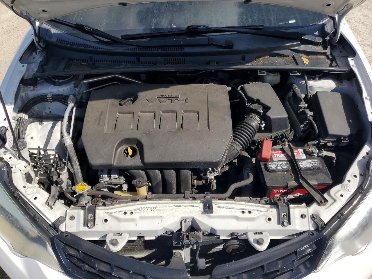 2015 TOYOTA COROLLA