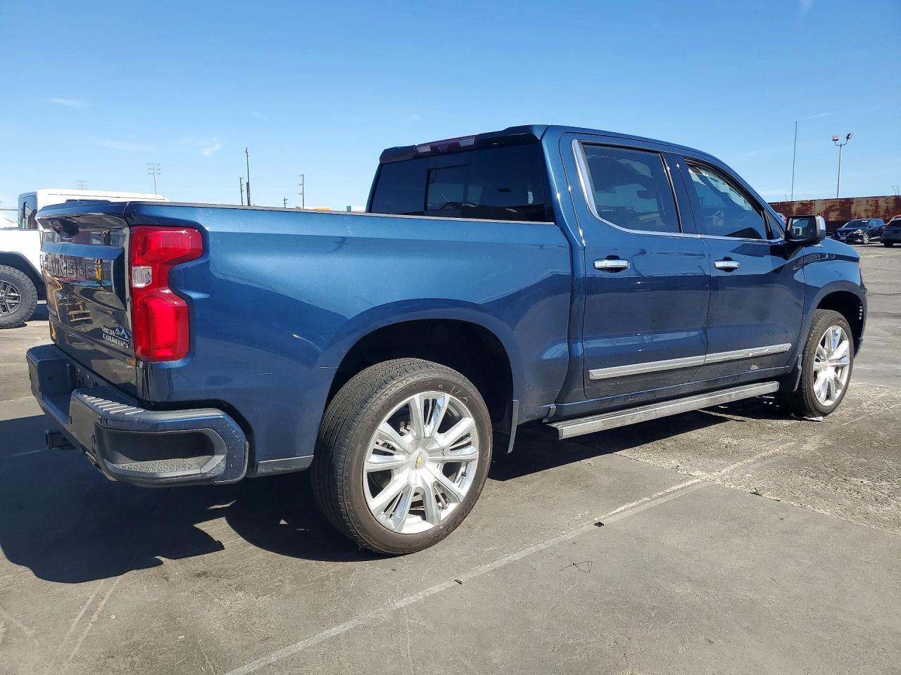 2023 CHEVROLET Silverado