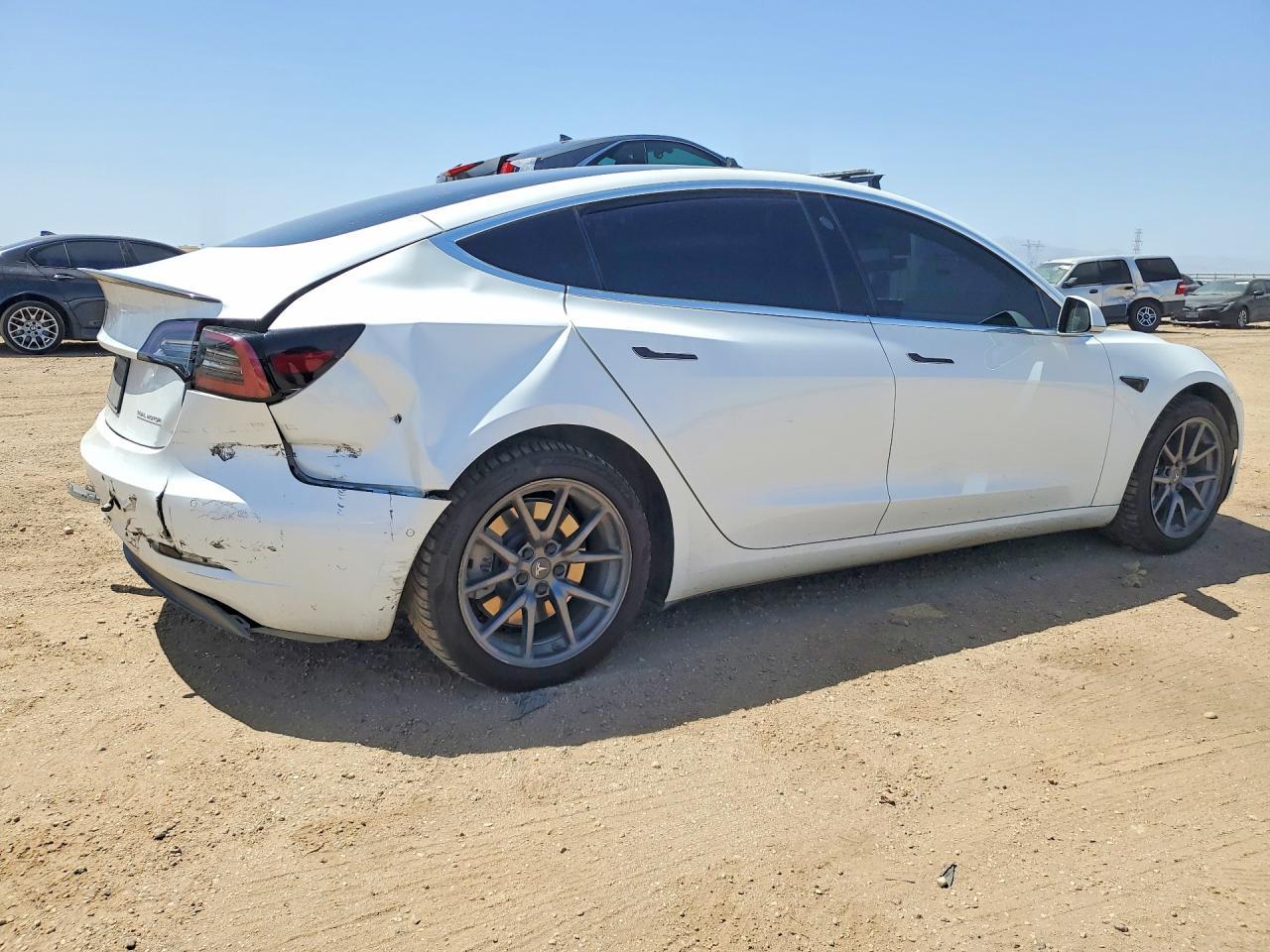 2020 TESLA MODEL 3