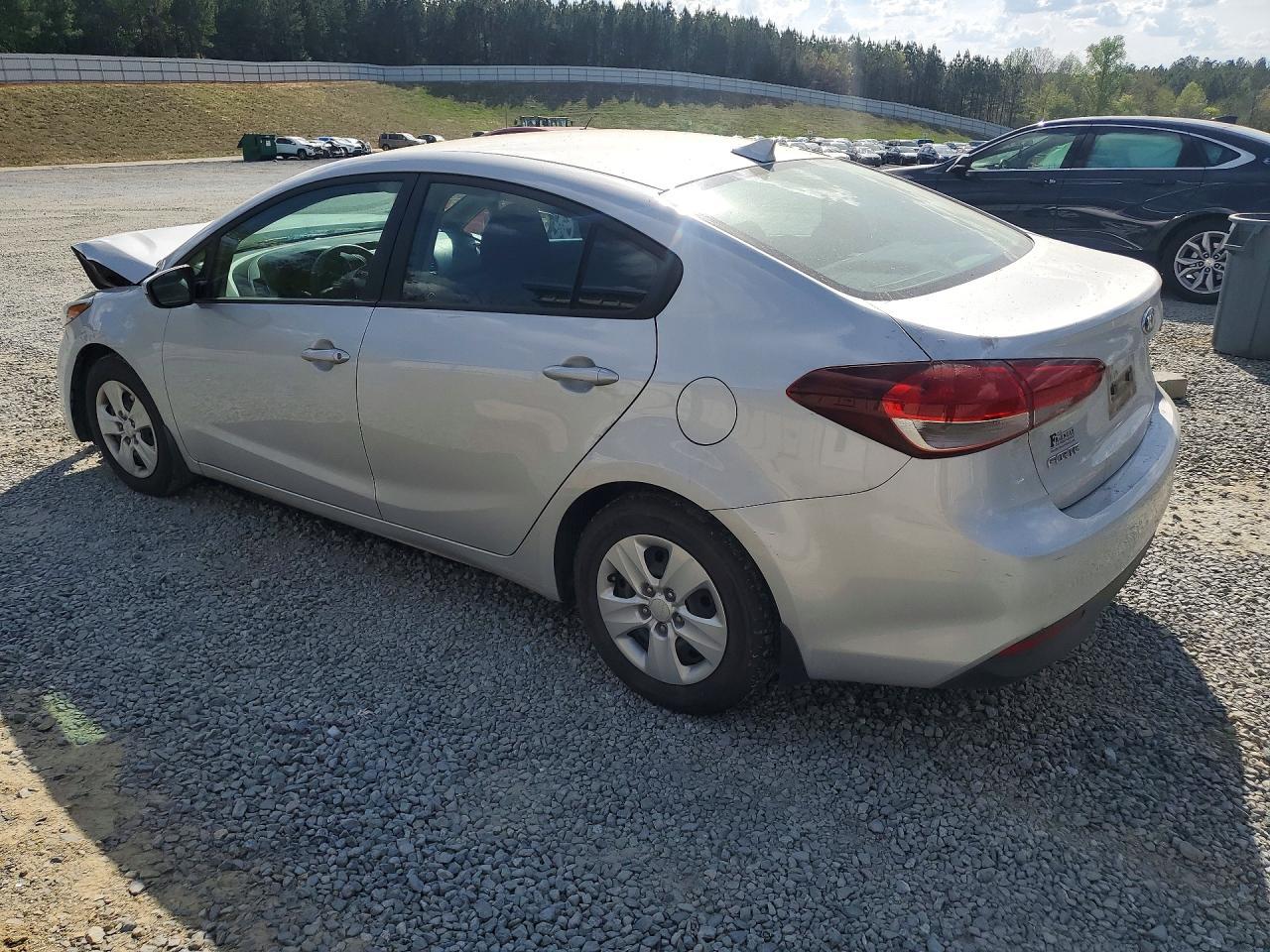 2017 KIA FORTE