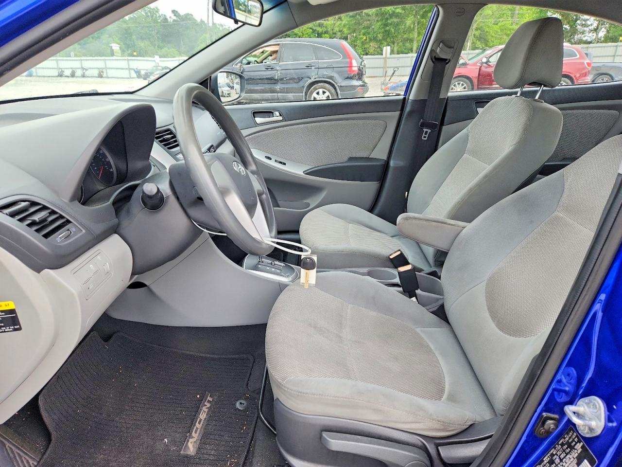 2013 HYUNDAI ACCENT