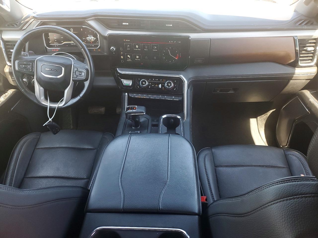 2023 GMC Sierra