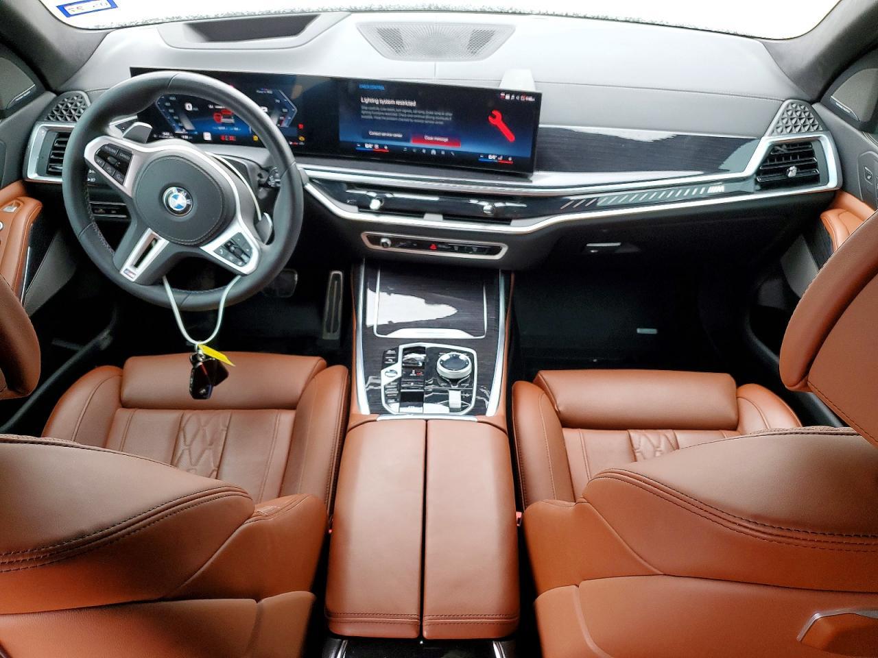 2025 BMW X7