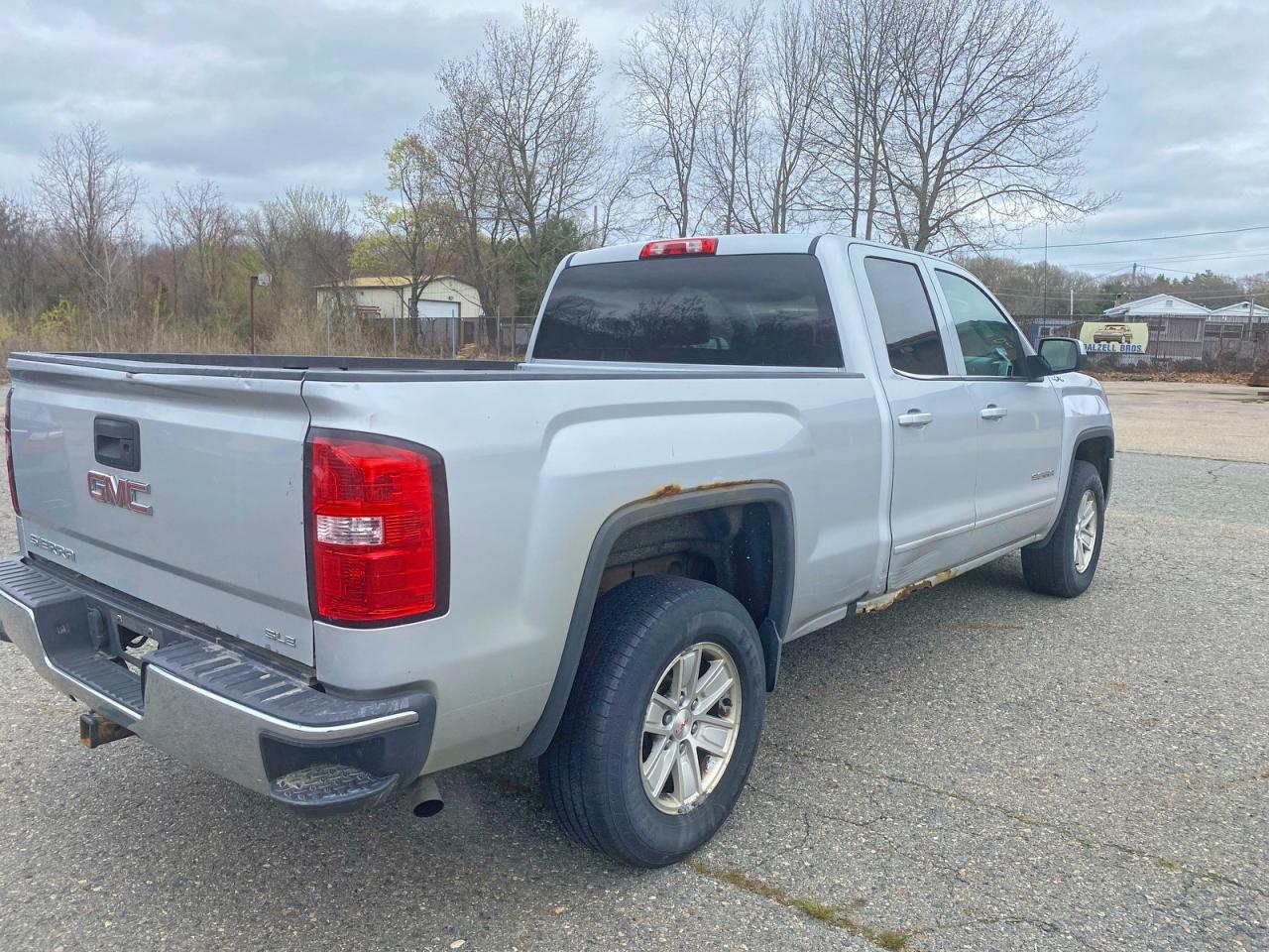 2016 GMC Sierra