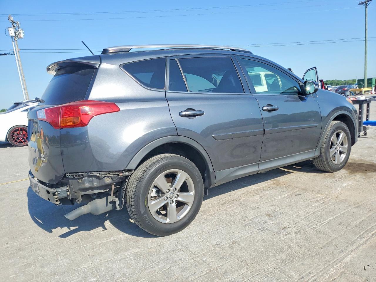 2015 TOYOTA RAV4