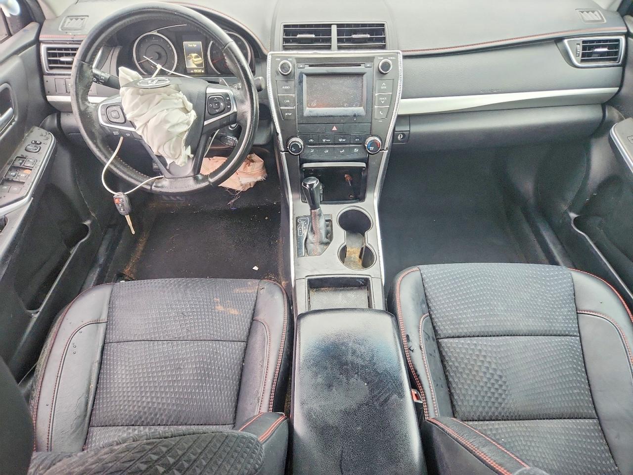 2015 TOYOTA CAMRY