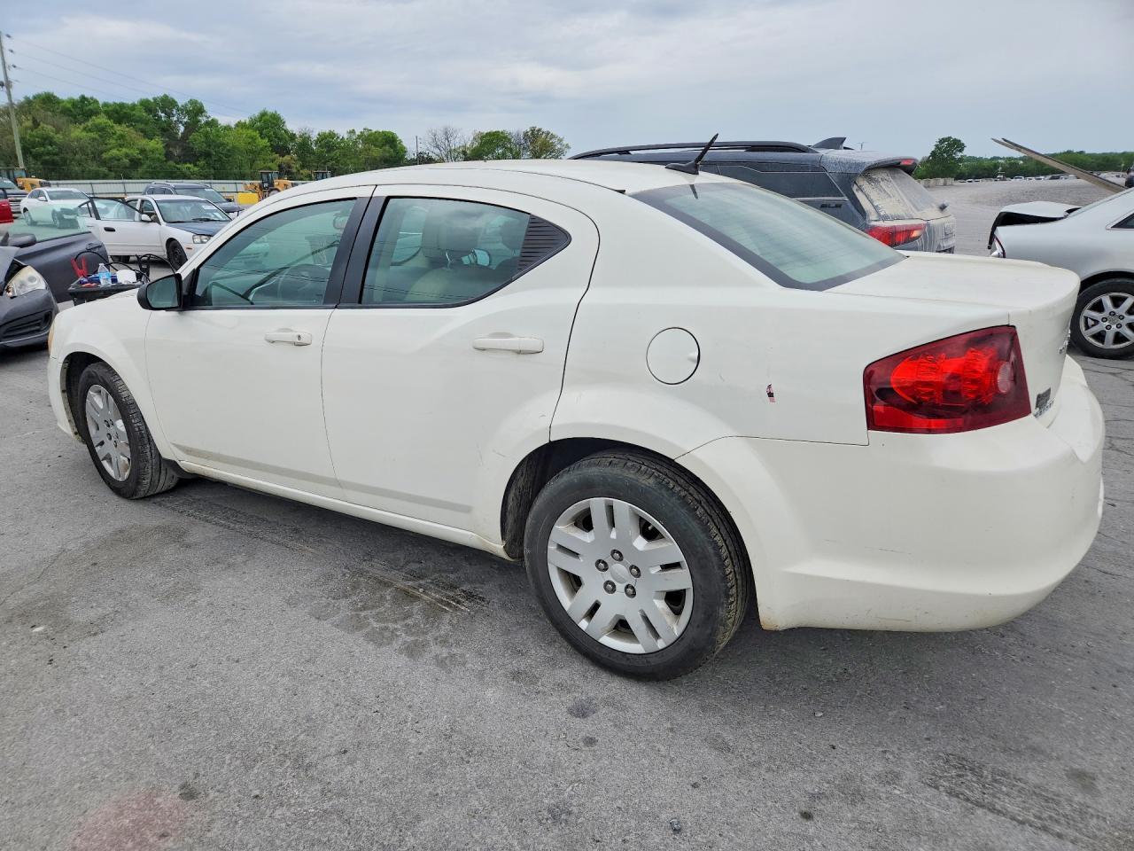 2011 DODGE Avenger
