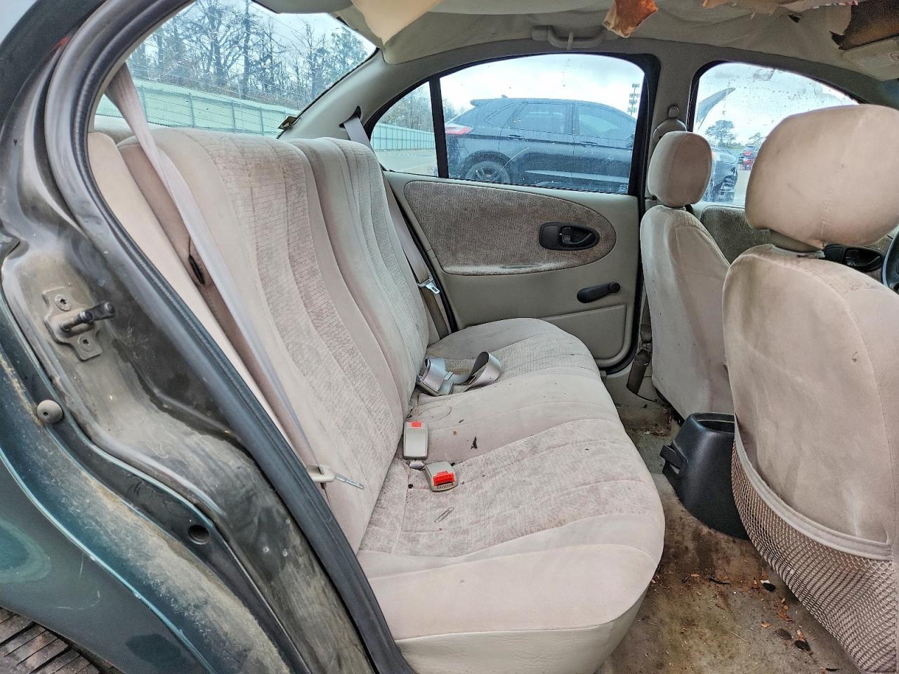1998 SATURN Sl2