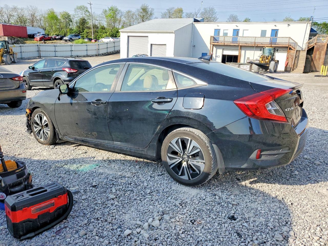 2018 HONDA CIVIC