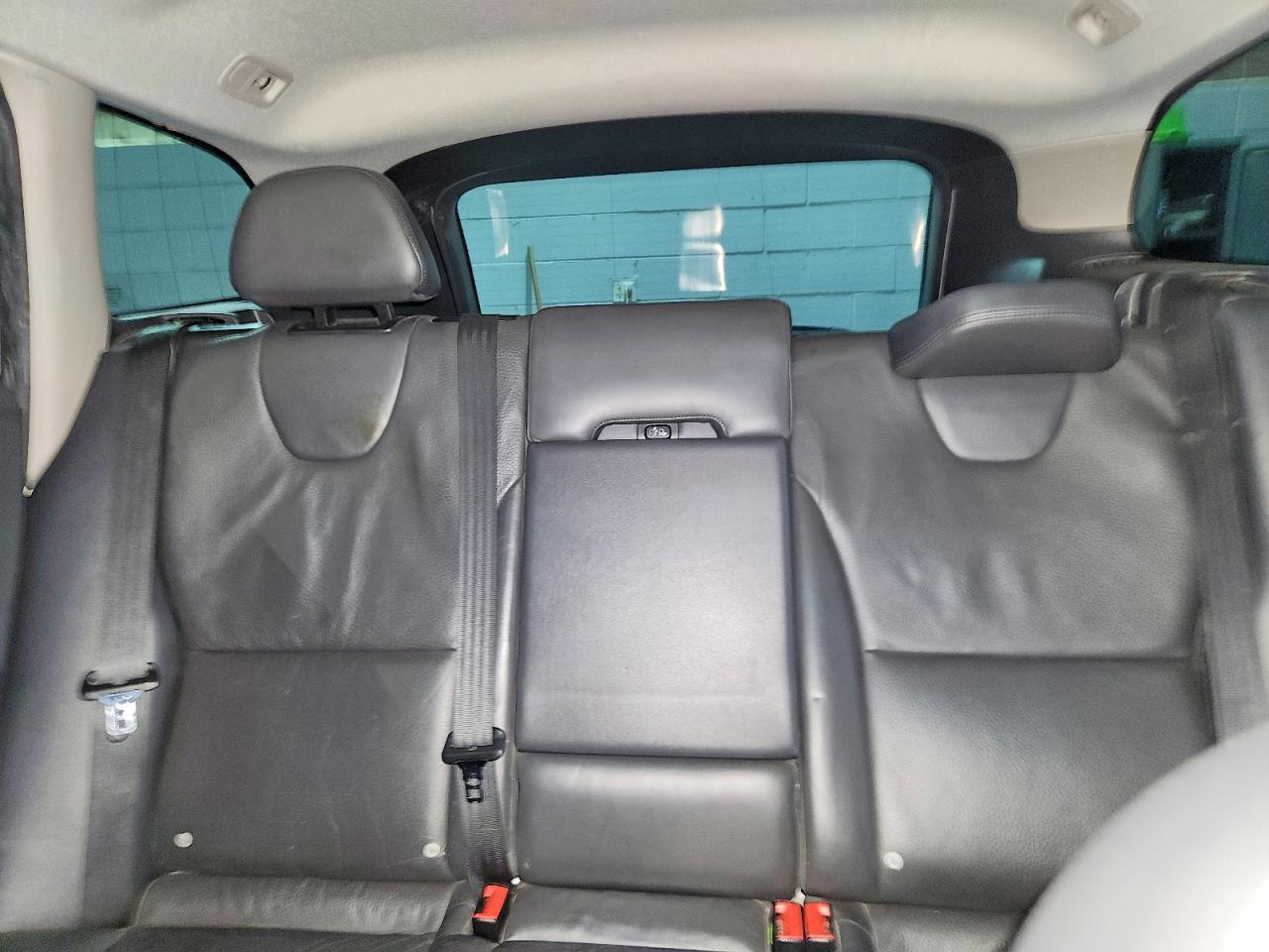 2014 VOLVO XC60