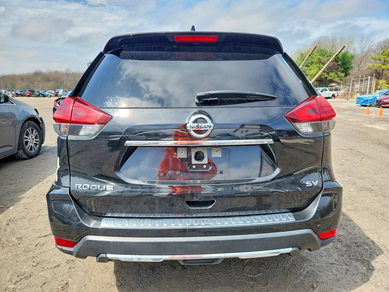 2018 NISSAN ROGUE