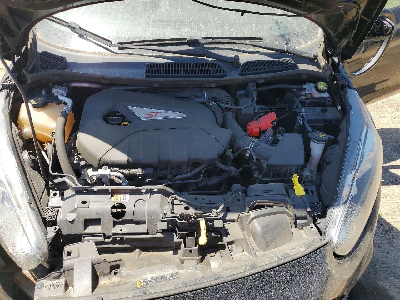 2016 FORD Fiesta