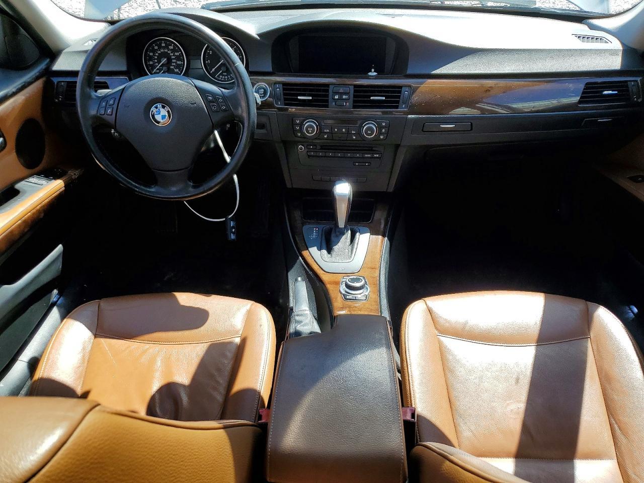 2011 BMW 3 SERIES