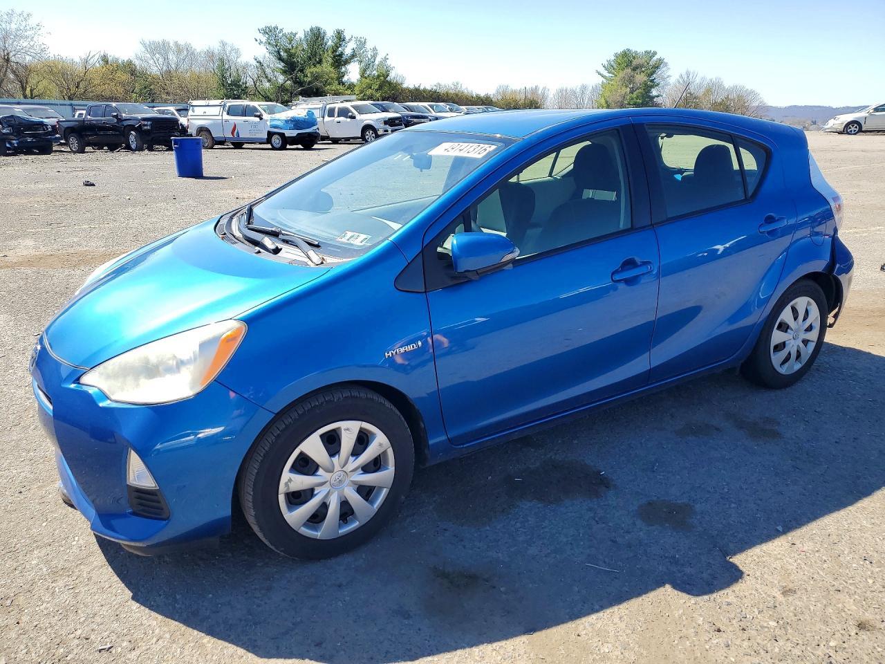 2012 TOYOTA Prius c