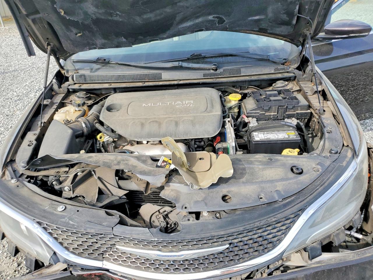 2015 CHRYSLER 200