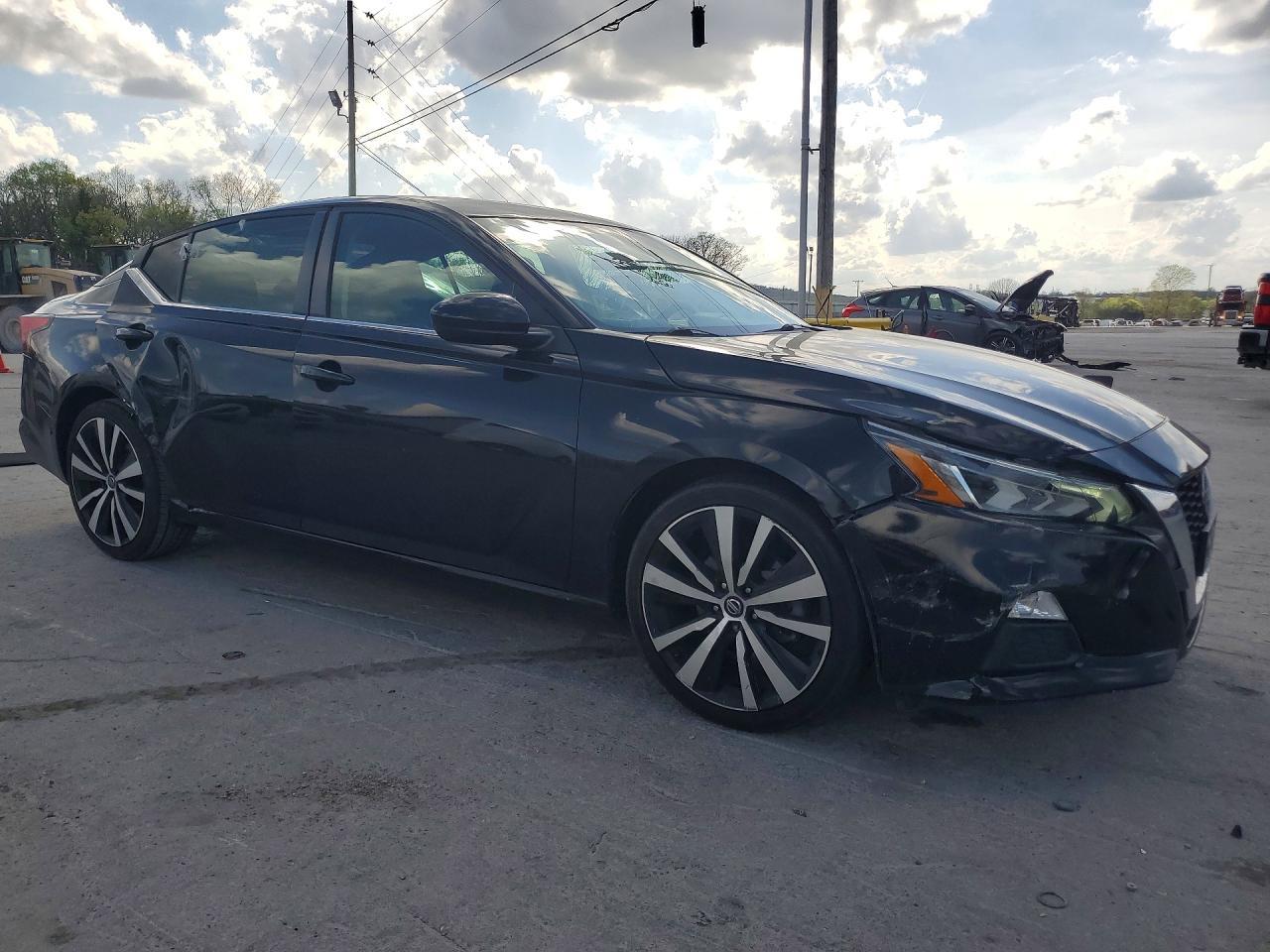 2019 NISSAN ALTIMA