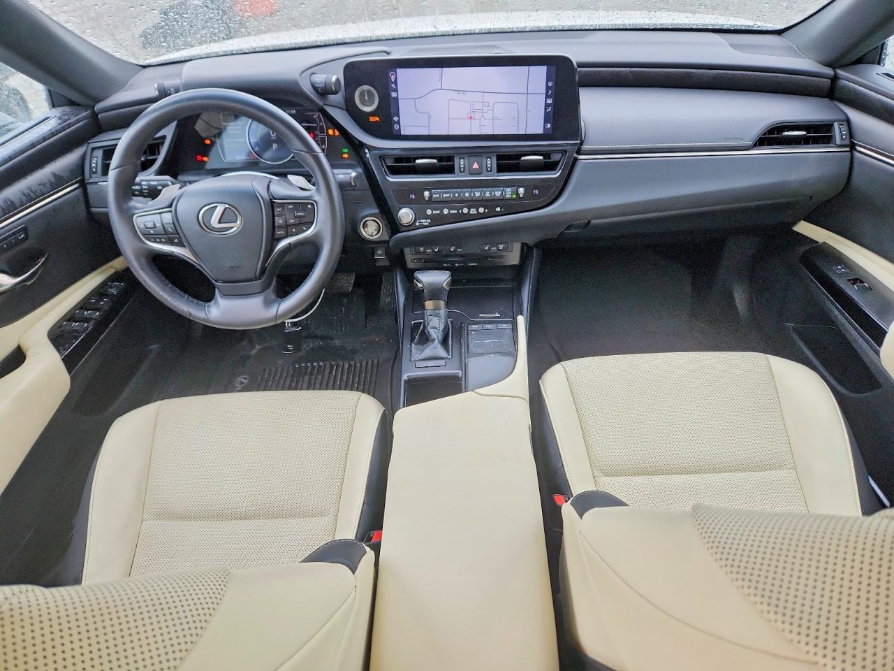 2022 LEXUS ES 250