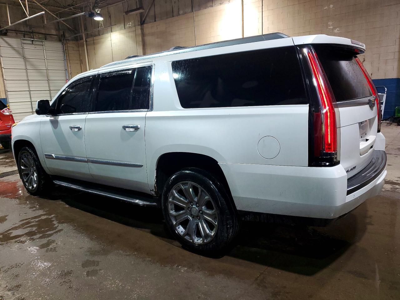 2016 CADILLAC Escalade ESV