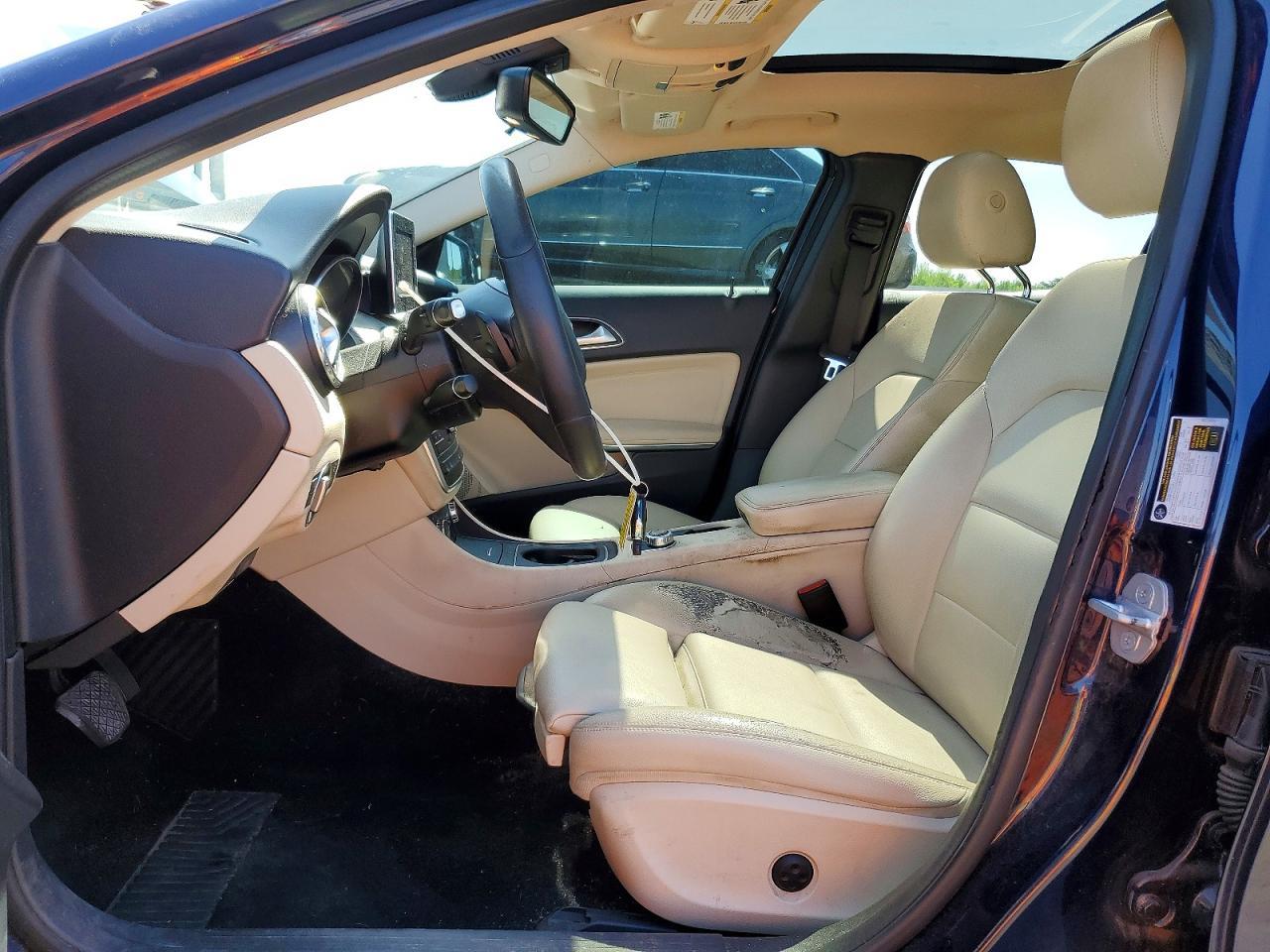 2017 MERCEDES-BENZ GLA-Class