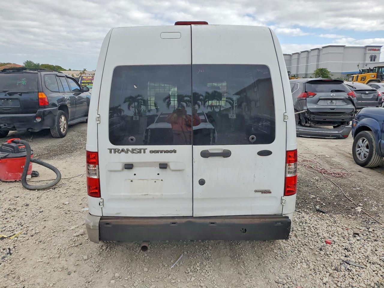 2013 FORD TRANSIT CONNECT