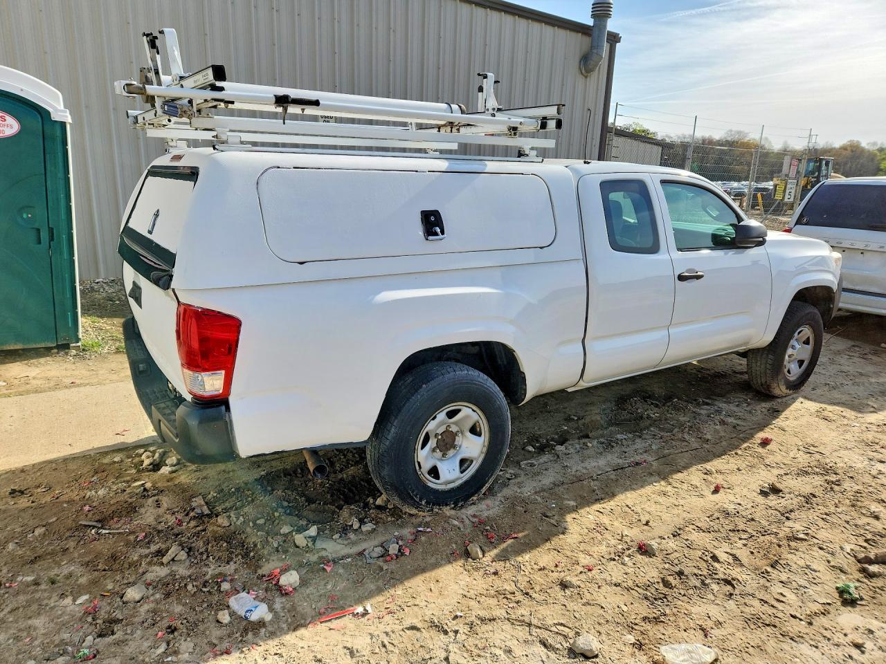 2017 TOYOTA TACOMA