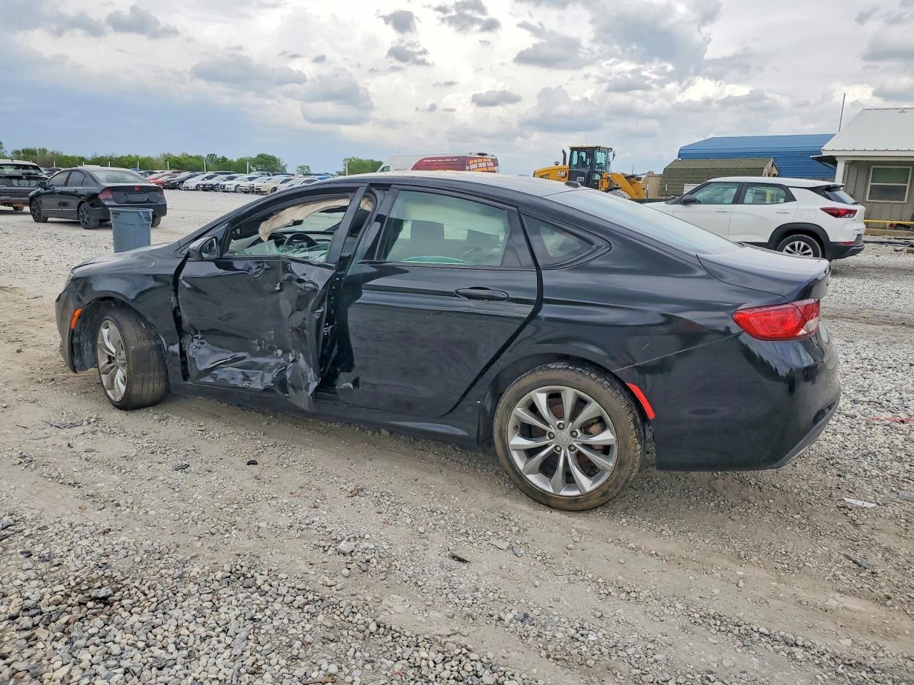 2015 CHRYSLER 200