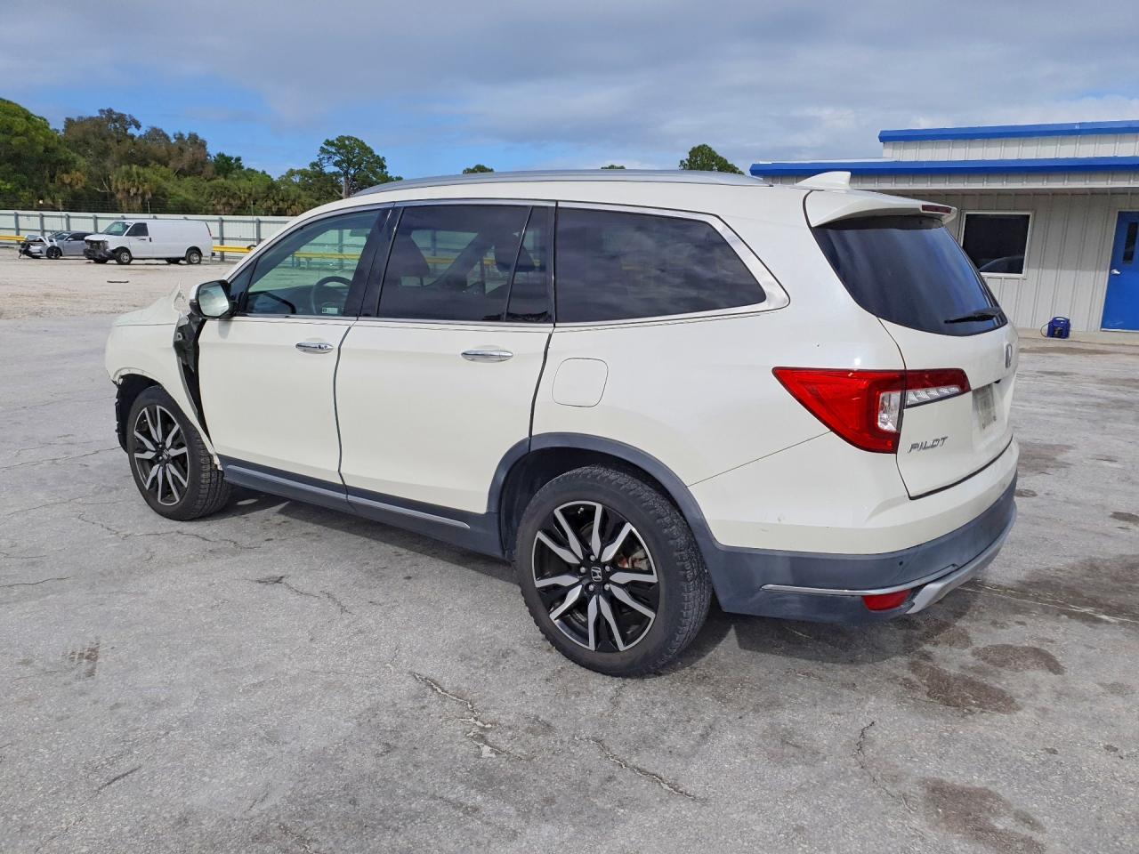 2019 HONDA PILOT